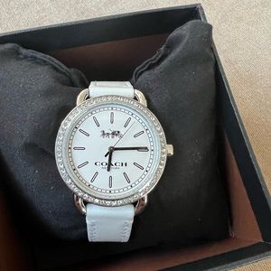 Coach women’s white watch with tag on